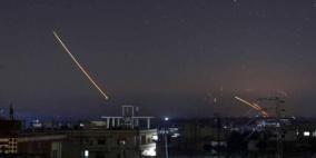 استشهاد عسكري سوري وإصابة آخر بقصف إسرائيلي