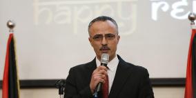 ابو دياك يعقب على الجدل بشأن موضوع "زيادة رواتب الوزراء" 