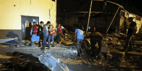 مقتل 40 على الأقل في ضربة على مركز للمهاجرين في ليبيا