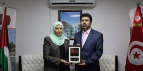 حمد تبحث آليات التعاون مع السفير التونسي