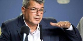 إلى أين يا وليد؟ في انتظار الباص إلى رام الله