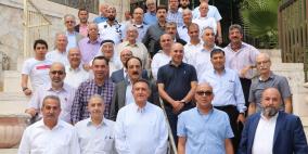 وفد من رجال الأعمال المقدسيين يزور كهرباء القدس ويؤكد وقوفه إلى جانبها 