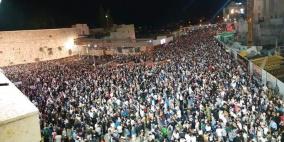آلاف المستوطنين يؤدون صلوات تلمودية  في القدس والخليل