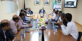 "القدس المفتوحة" تدرس سبل مشاركتها الفاعلة في مباراة فلسطين والسعودية