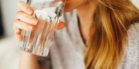 8 فوائد صحية لشرب الماء.. لكن ما الكمية المناسبة؟