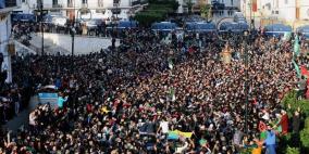 ارتفاع نسبة المشاركة بانتخابات الجزائر.. والآلاف يتظاهرون