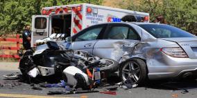 وفاة إيطالية بعد سقوطها من سيارة كانت نائمة فيها