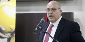 وزير العمل يصدر قرارا بمعاملة الموظفات بالقطاع الخاص أسوة بالحكومة