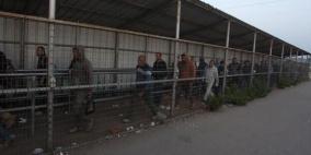 الاحتلال يفتح البوابات الحديدية جنوب قلقيلية أمام العمال العائدين