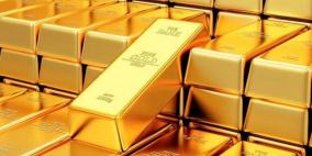 الذهب يهبط مع صعود الدولار وسط شكوك حيال خطة إعادة فتح الاقتصاد الأمريكي