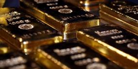 الذهب ينزل دون ألفي دولار مع ارتفاع العملة الأمريكية