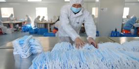 بعد شكاوى دولية.. الصين تصادر عشرات ملايين الكمامات الطبية