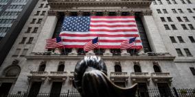 الأسهم الأمريكية تهبط بفعل المخاوف من موجة إصابات جديدة