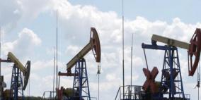 وكالة الطاقة تستبعد توازن سوق النفط بفعل تخفيضات إنتاج جديدة 
