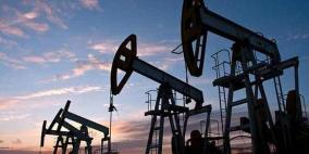 أسعار النفط تتجه صوب تسجيل ثالث مكسب أسبوعي على التوالي