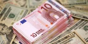 اليورو يرتفع بفضل اقتراح صندوق أوروبي والدولار يهبط
