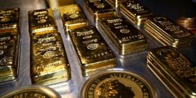 الذهب يرتفع  بدعم من ضعف الدولار