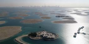 دبي تشيّد جزرا عائمة في مشروع شاطئي جديد