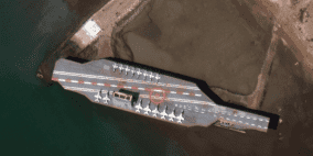 البحرية الأميركية تصف مناورات إيران البحرية بـ"المتهورة"