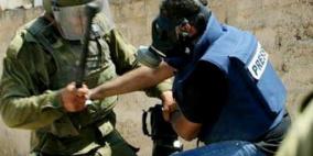 "مدى": 12 انتهاكا ضد الحريات الإعلامية في فلسطين خلال الشهر الماضي