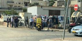 إصابة حرجة لامرأة سقطت عن علو في دير حنا