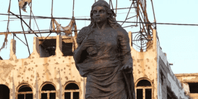 فنانو الموصل يعيدون نحت تماثيل مدينتهم الشهيرة