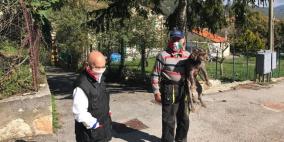 عجوزان يحاربان كورونا وحدهما في بلدة إيطالية