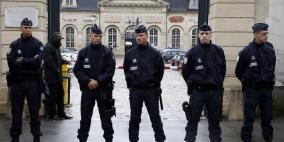 فرنسا تستهدف 76 مسجدا في البلاد وتهدد بإغلاق بعضها