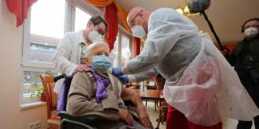 عجوز عمرها 101 سنة..أول من تلقى اللقاح بألمانيا
