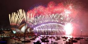 احتفالات خافتة في العالم بحلول العام الجديد 