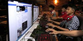 الجيش البورمي يحظر فيسبوك وإنستغرام