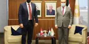 ملحم يطلع ممثل سويسرا على تطورات القطاع المصرفي