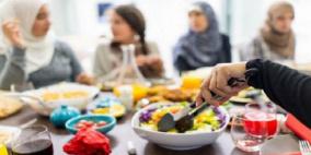 أسباب رئيسية لزيادة الوزن في رمضان