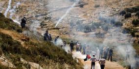 4 إصابات برصاص الاحتلال جراء قمع مسيرة بيت دجن