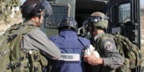 الإعلام: 11 صحفيا في معتقلات الاحتلال