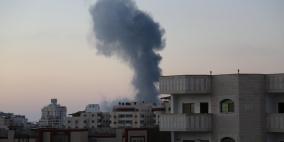 بالفيديو: طائرات الاحتلال تُدمِر مجمع أنصار غرب مدينة غزة