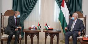تفاصيل لقاء الرئيس عباس بوزير الخارجية الأردني