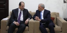 وفد حكومي يجتمع مع رئيس المخابرات المصرية في غزة