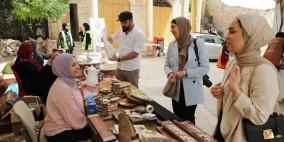 بالصور: افتتاح بازار "اشتري من بلدك" بالخليل لدعم المنتج الوطني