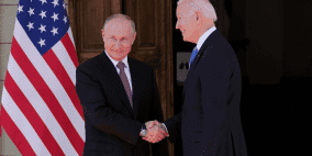 بوتين وبايدن يتفقان على عودة السفيرين