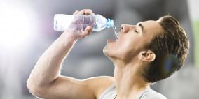 ما هي كمية الماء التي يجب أن تشربها يوميا؟