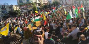 شاهد: مسيرات في رام الله داعمة للرئيس وأخرى منددة بمقتل بنات