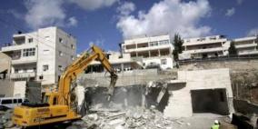 الاحتلال يهدم ثلاثة منازل قيد الانشاء في سعير شرق الخليل