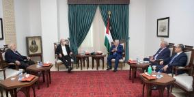 الرئيس عباس يستقبل رئيس جامعة بيرزيت بشارة دوماني