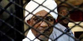 السودان يقرر تسليم عمر البشير إلى المحكمة الجنائية الدولية