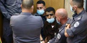 الاحتلال يتراجع عن نقل زكريا الزبيدي للعلاج بالمستشفى