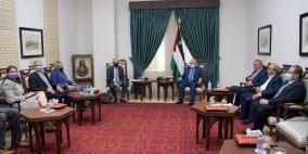 تفاصيل اجتماع الرئيس عباس مع المبعوث الأميركي برام الله