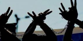 الأسيران أبو هواش والأشقر يواصلان إضرابهما عن الطعام 