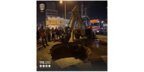 صور: انفجار خط صرف صحي وانهيار أحد الطرق في غزة