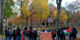 تظاهرة في جامعة هارفرد الأميركية تطالب بإنهاء الاحتلال لفلسطين